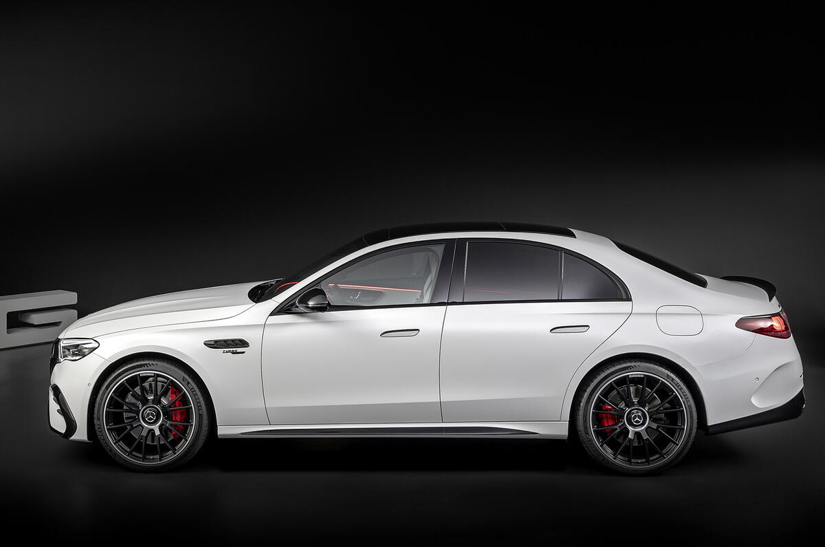 Mercedes AMG E53 side Mercedes AMG E53 side