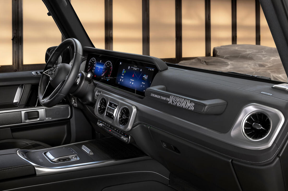 Mercedes Benz G450d Stronger than the 1980s dashboard Mercedes Benz G450d Stronger than the 1980s dashboard