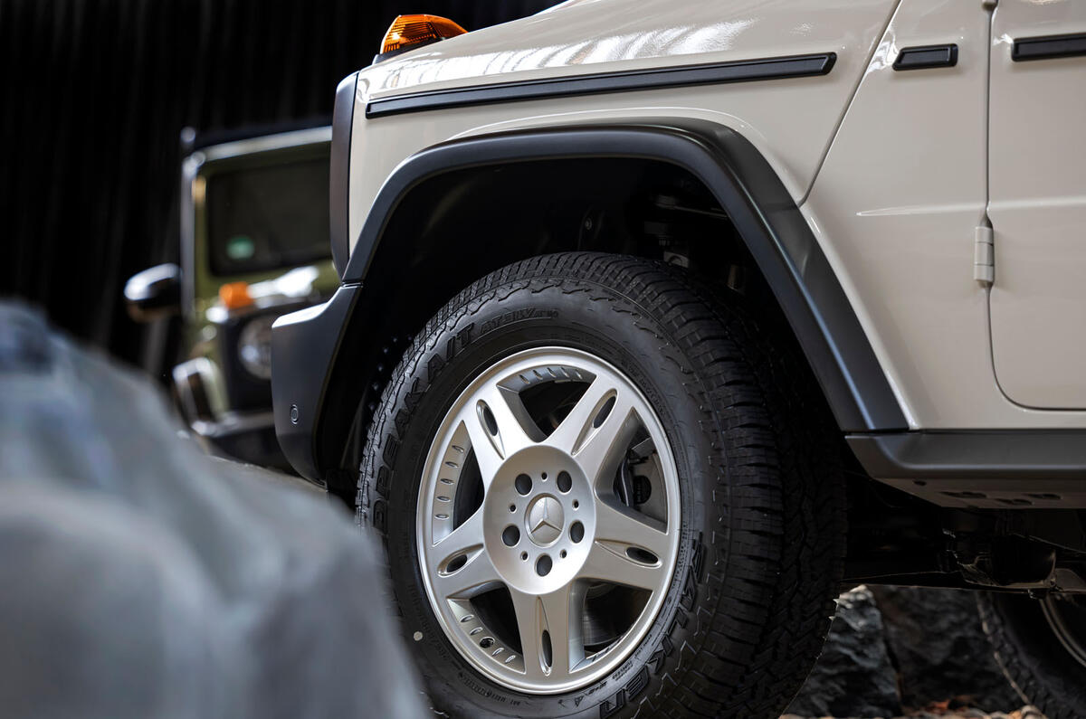 Mercedes Benz G450d Stronger than the 1980s wheel detail Mercedes Benz G450d Stronger than the 1980s wheel detail