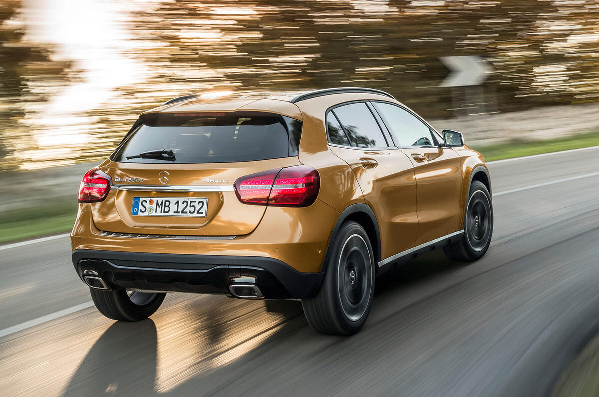 2017 Mercedes-Benz GLA facelift launched in Detroit