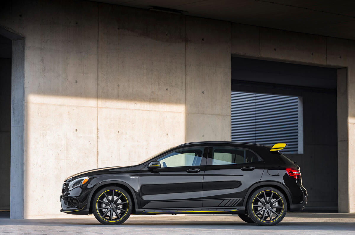 2017 Mercedes-Benz GLA facelift launched in Detroit