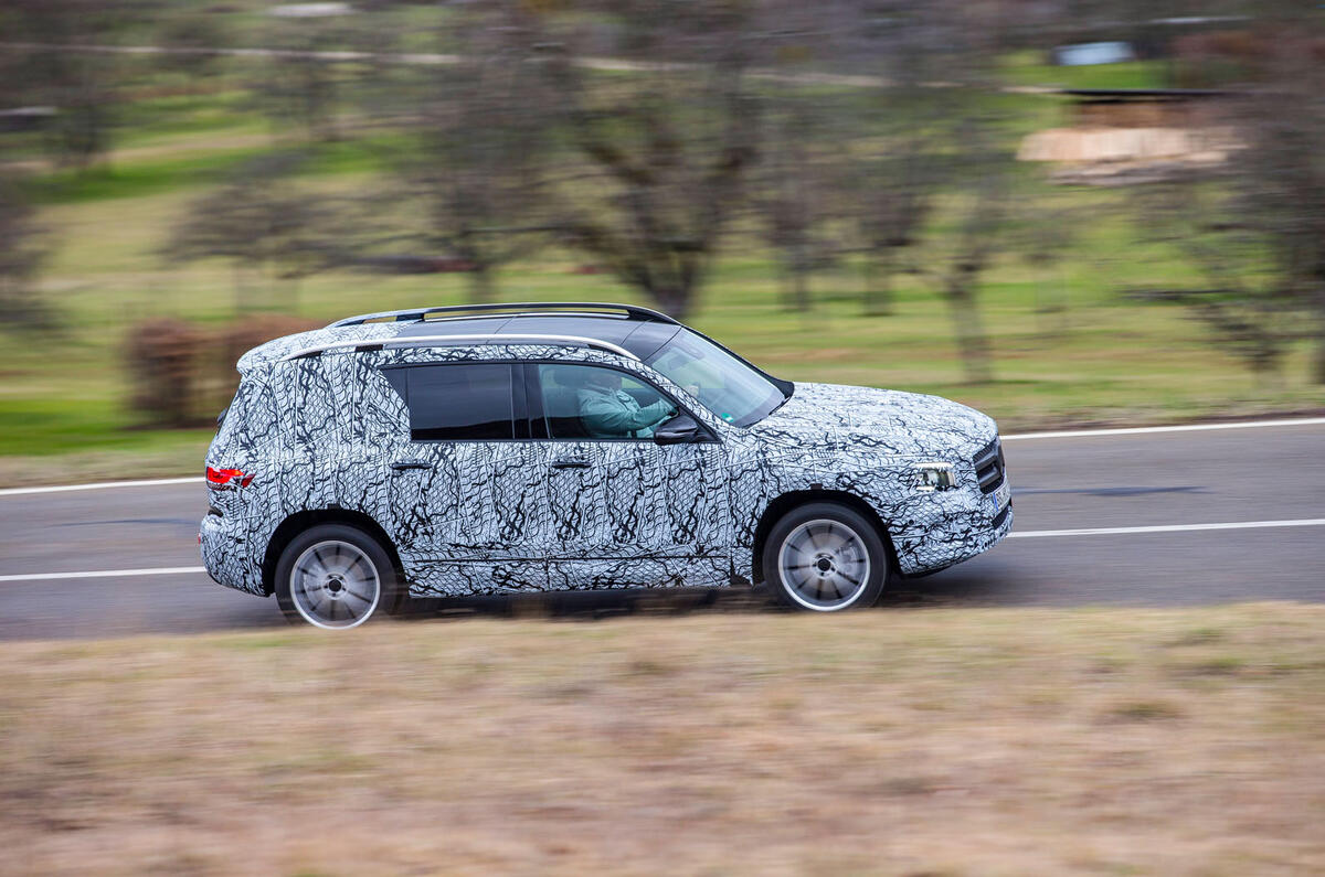 Mercedes-Benz GLB prototype ride 2019 - on the road side