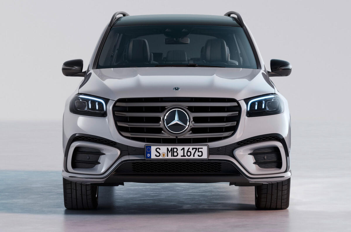 Mercedes Benz GLS 2023 front Mercedes Benz GLS 2023 front