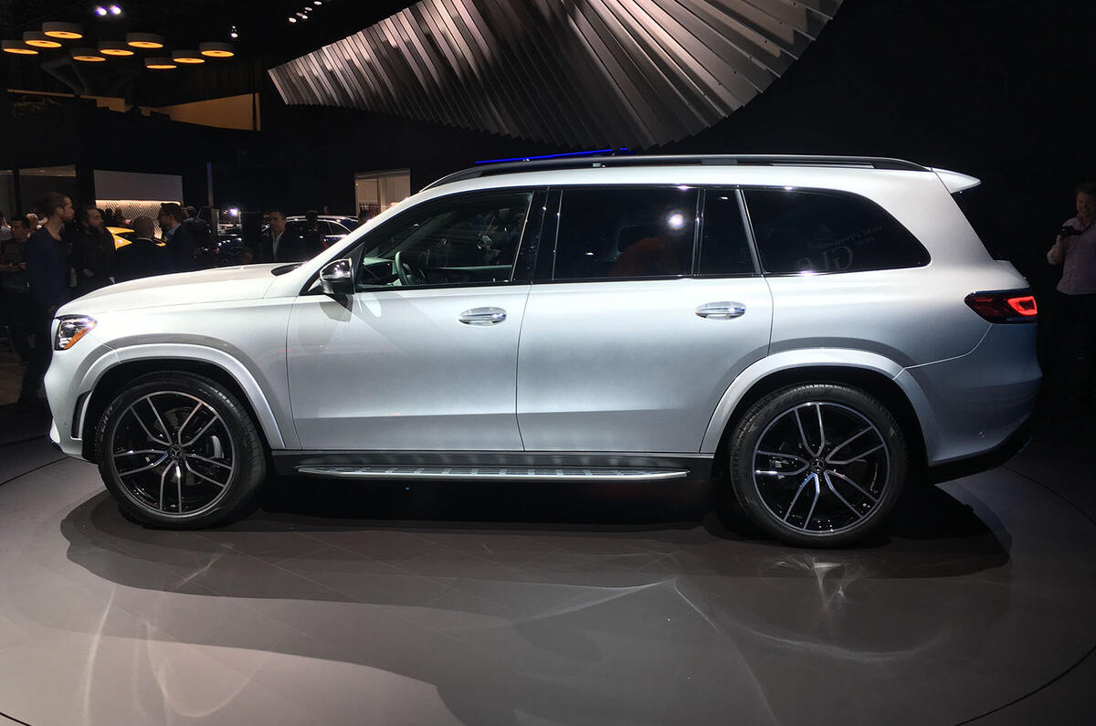 Mercedes-Benz GLS 2019 New York motor show reveal - left side