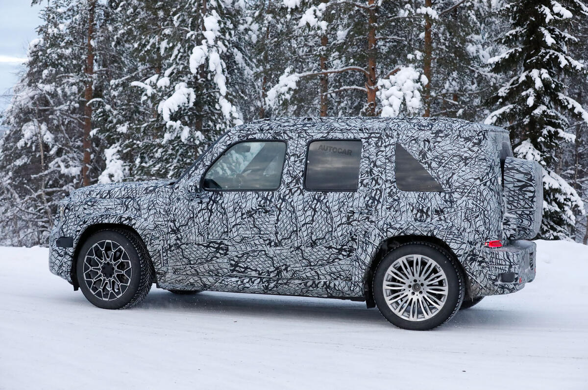 Mercedes Benz Little G   side 2