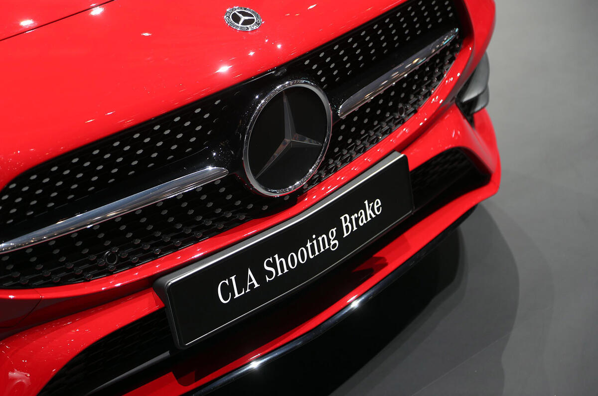 Mercedes CLA Shooting Brake Geneva press stand - bumper