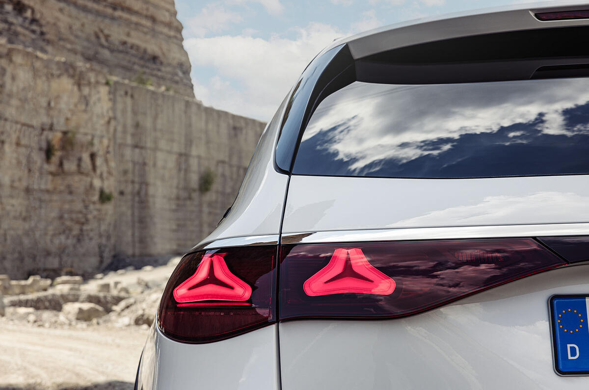 Mercedes E Class All Terrain rear lights