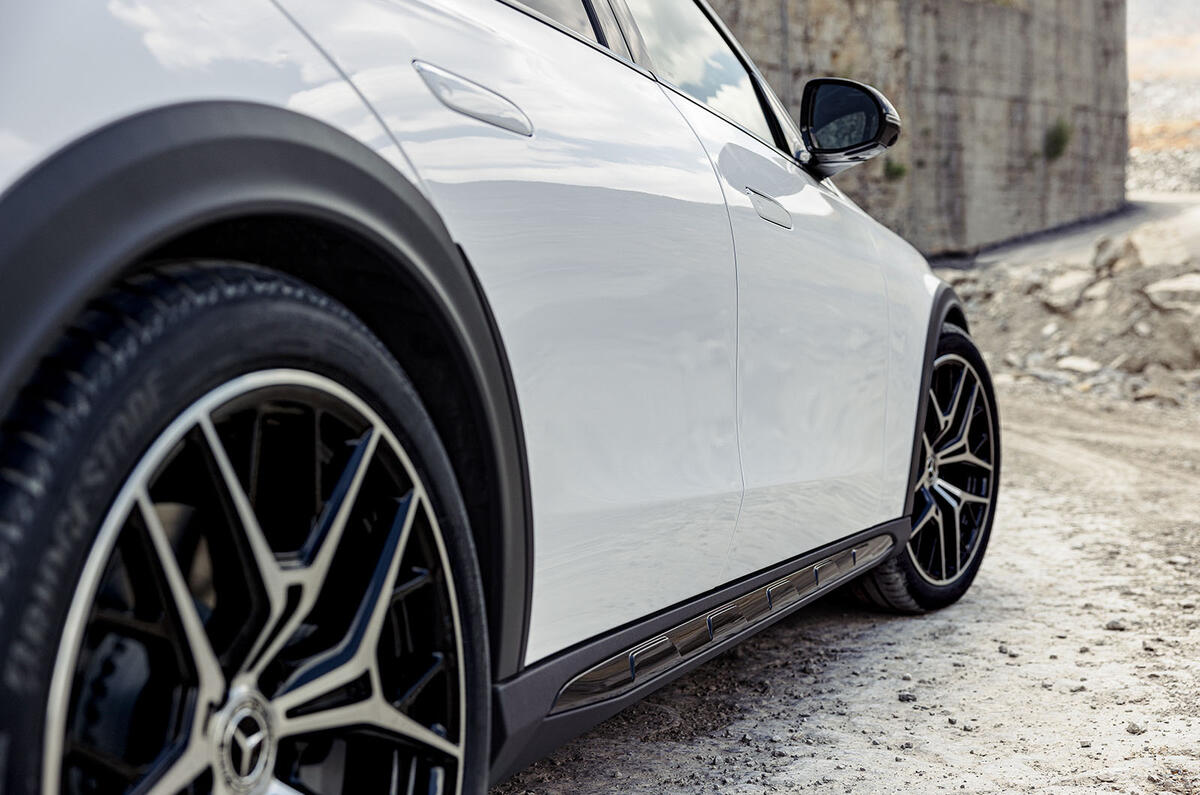 Mercedes E Class All Terrain side skirts