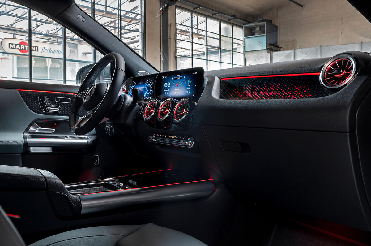 Mercedes EQA interior Mercedes EQA interior