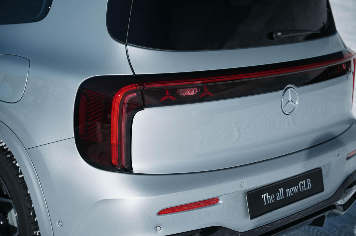 Mercedes GLB 2025 015