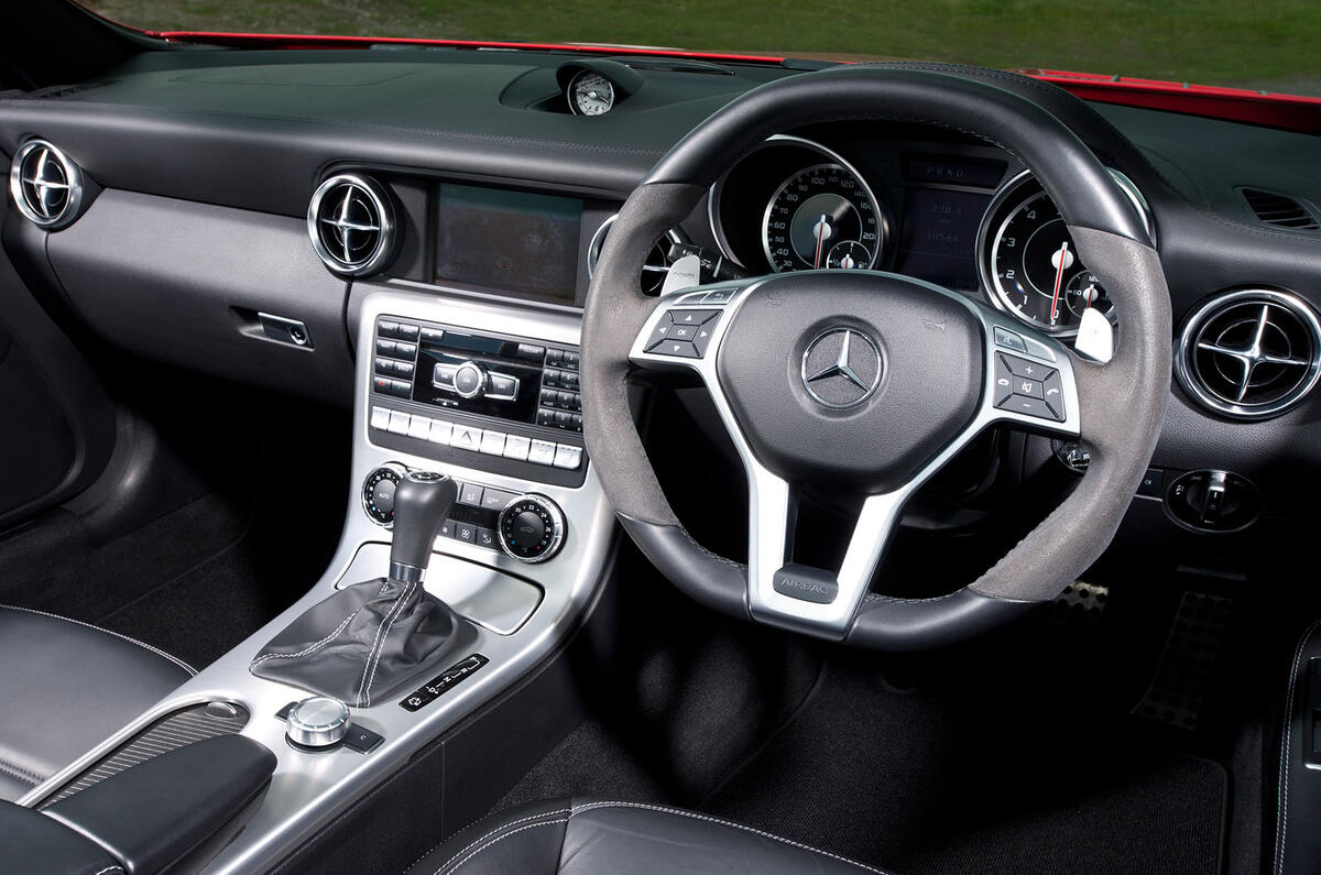 Mercedes SLK55 AMG steering wheel Mercedes SLK55 AMG steering wheel