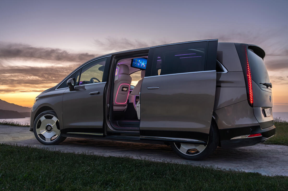 Mercedes VLE review 2026 40