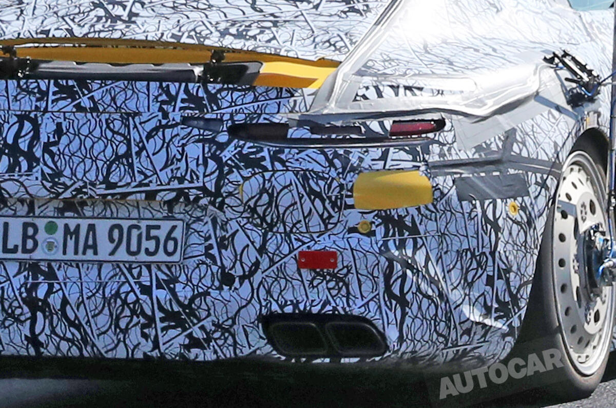 Mercedes AMG GT 63e PHEV 12