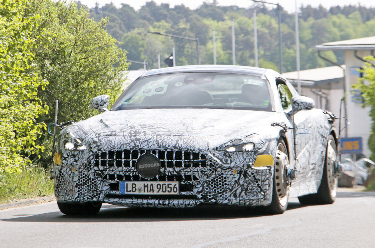 Mercedes AMG GT 63e PHEV 13