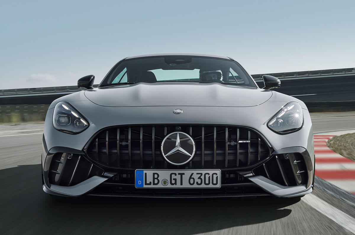 Mercedes AMG GT Pro front track