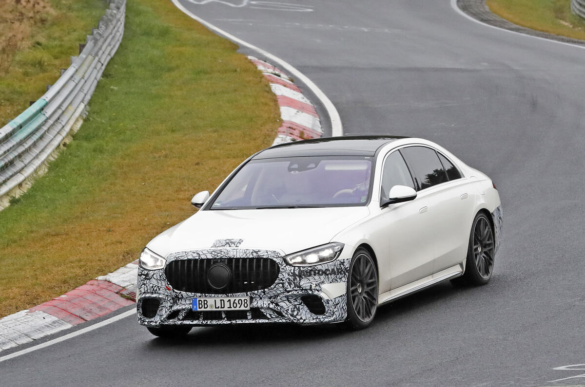 Mercedes AMG S63e 13 Mercedes AMG S63e 13