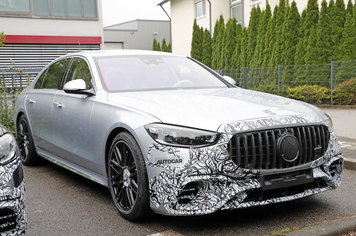 Mercedes AMG S63e 3