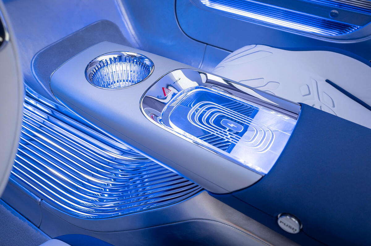 Mercedes CLA concept centre console Mercedes CLA concept centre console