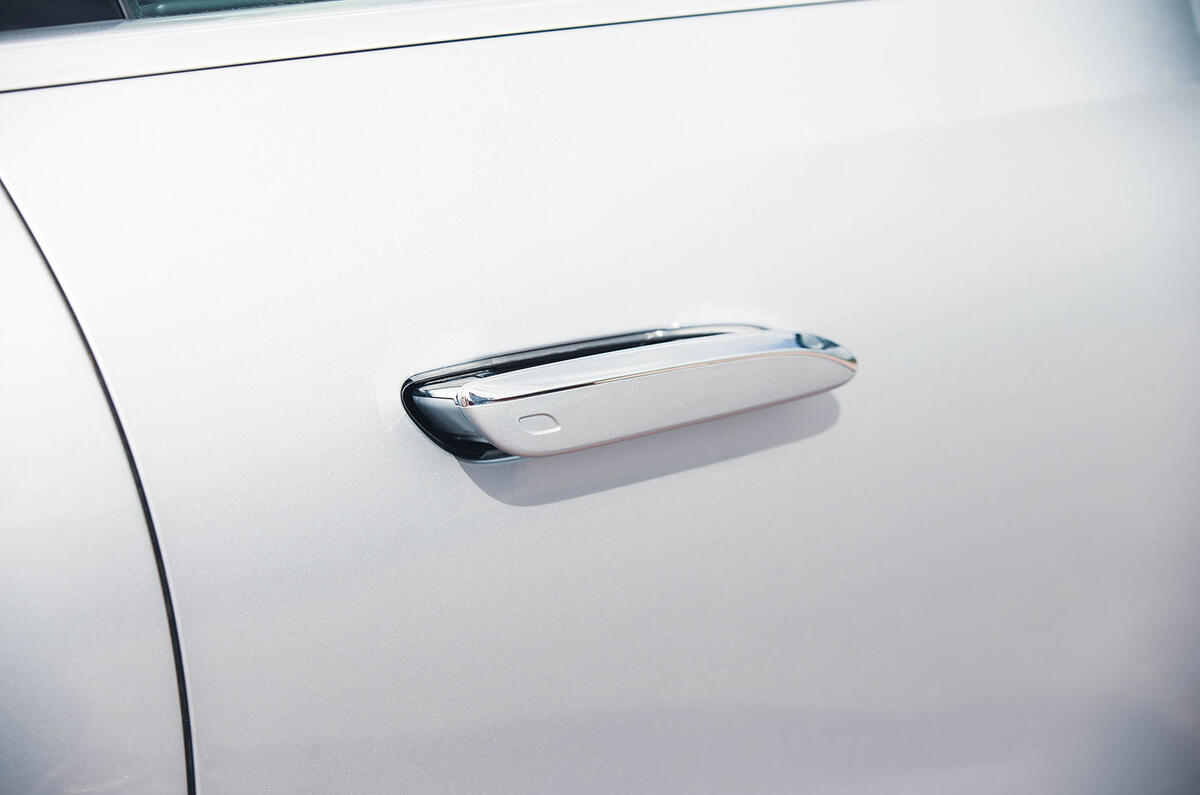 Mercedes E Class door handle Mercedes E Class door handle
