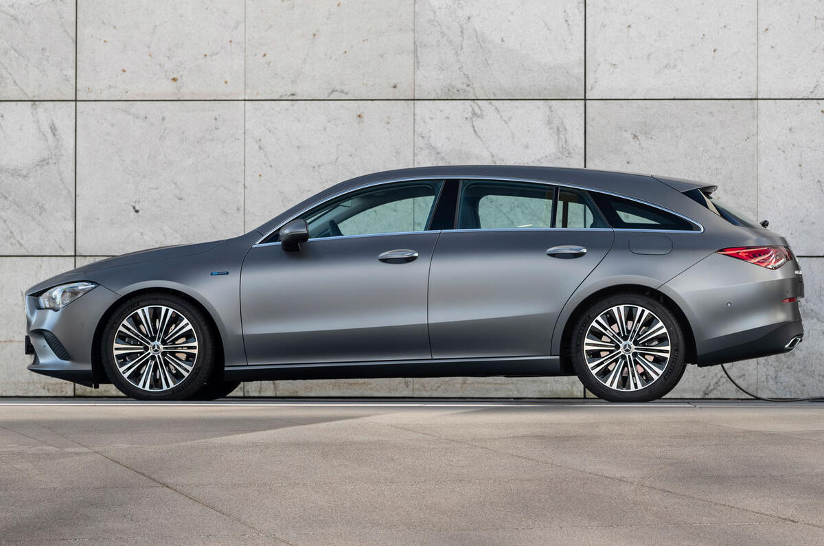 Mercedes CLA Shooting Brake EQ - side