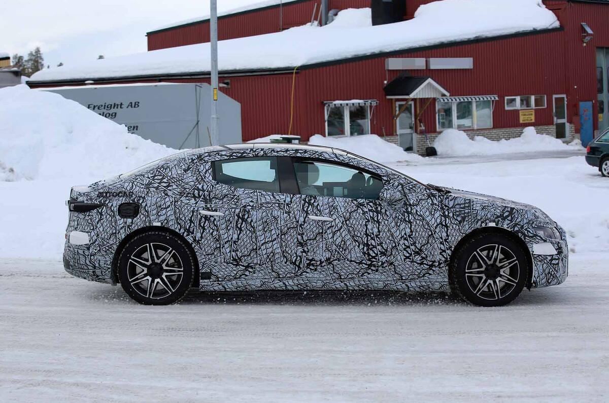 Mercedes EQ E spyshots side on Mercedes EQ E spyshots side on