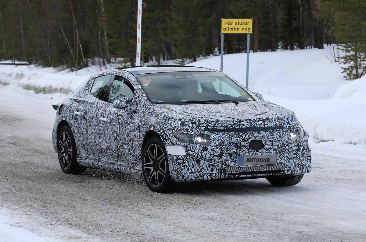 Mercedes EQ E spyshots Mercedes EQ E spyshots front side