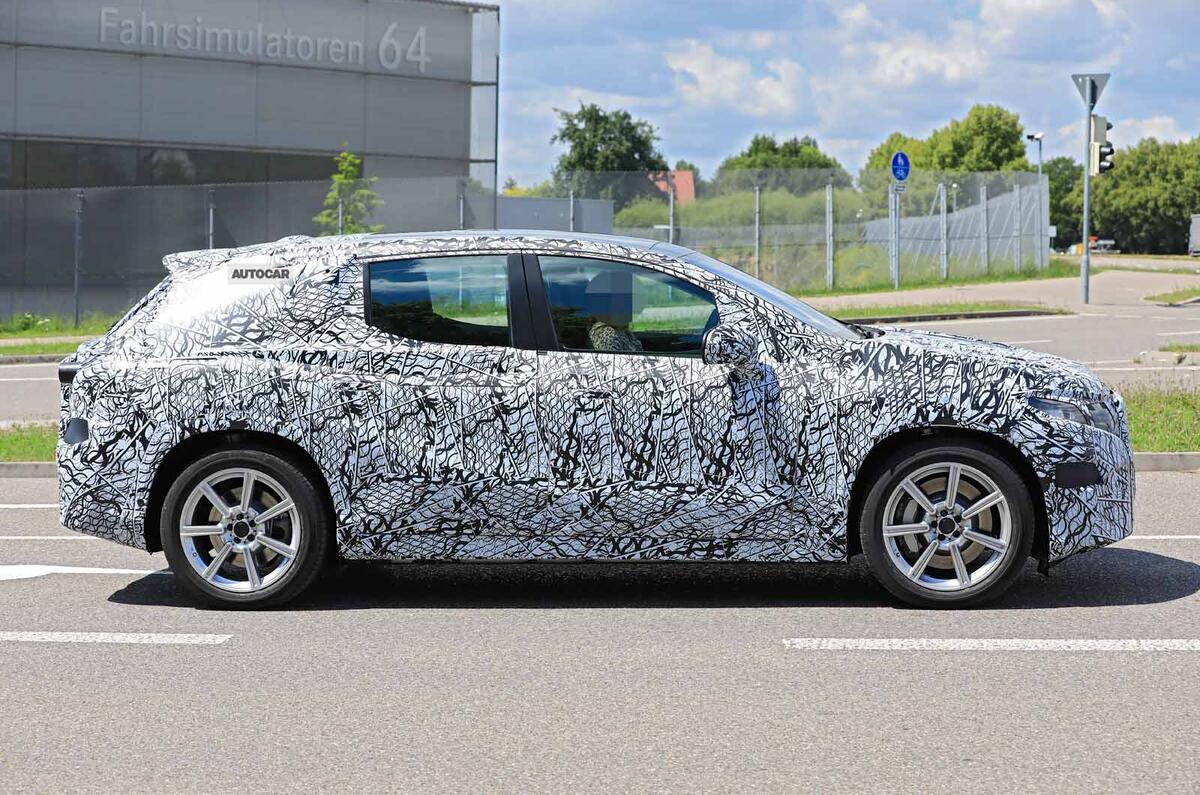 Mercedes EQE spyshot side Mercedes EQE spyshot side