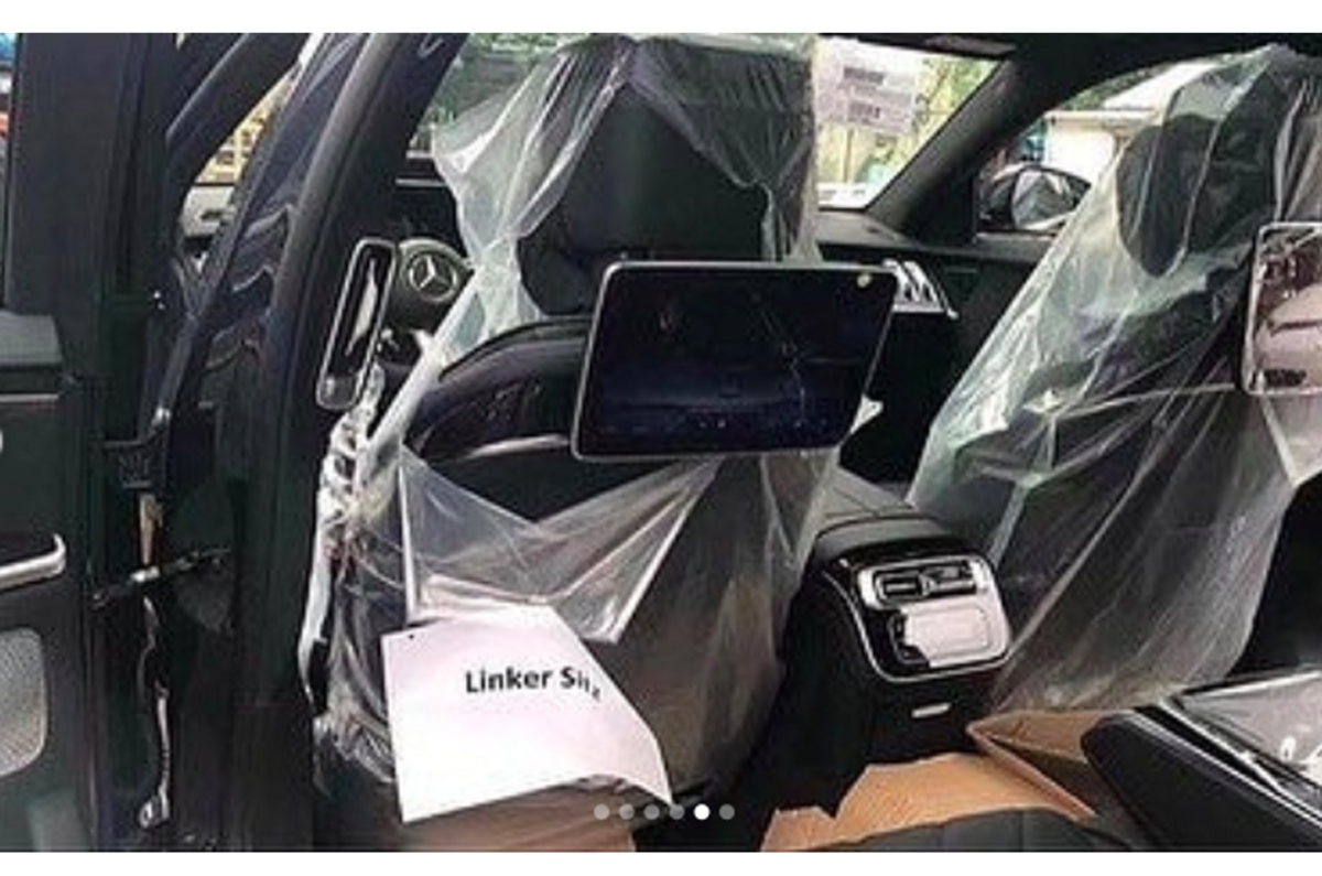 Mercedes S-Class leak rear screens Mercedes S-Class leak rear screens
