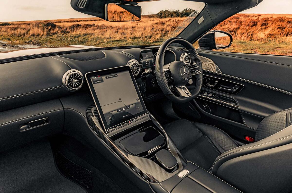 Mercedes SL 55 AMG interior Mercedes SL 55 AMG interior