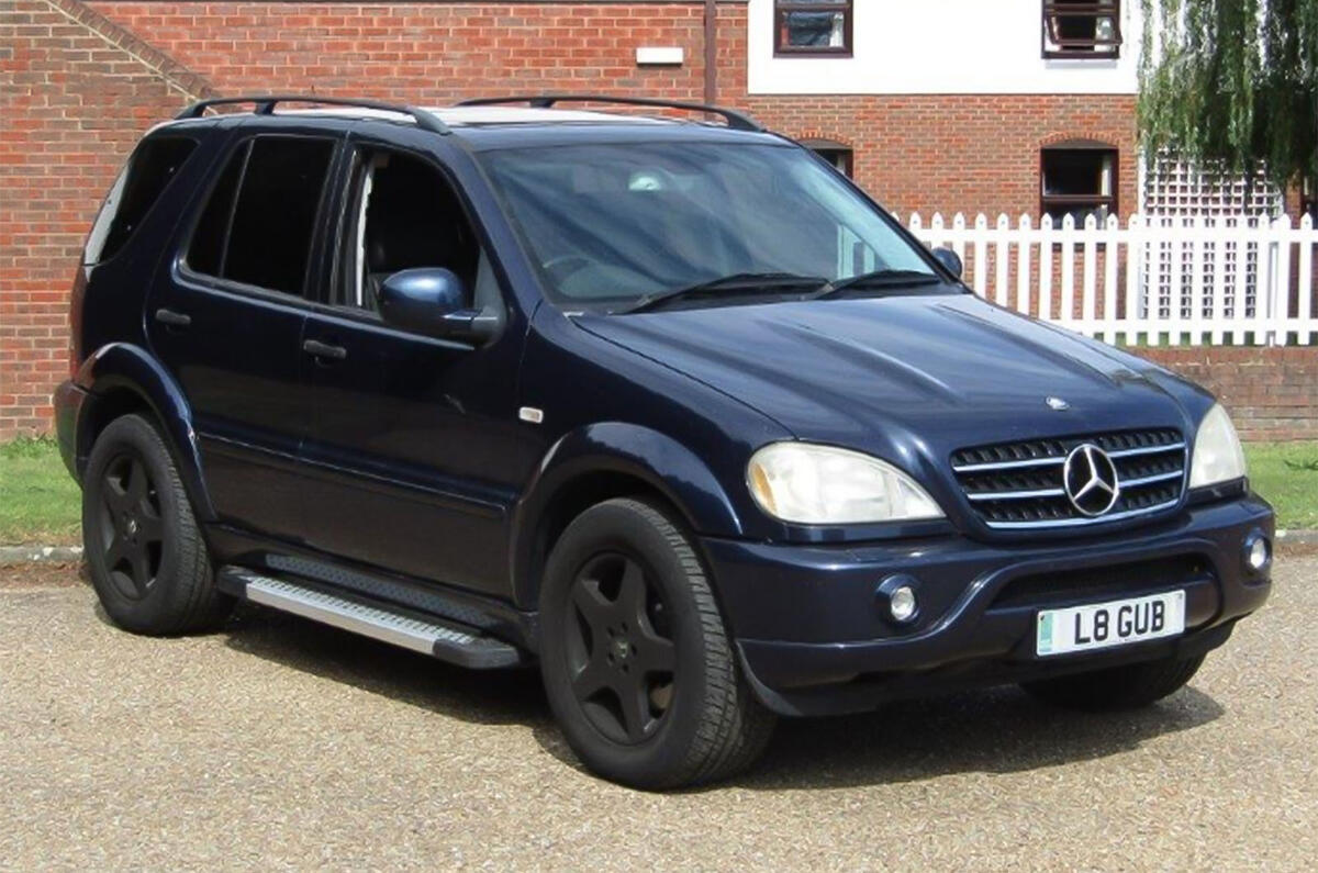 Mercedes-Benz ML55 AMG - stationary side