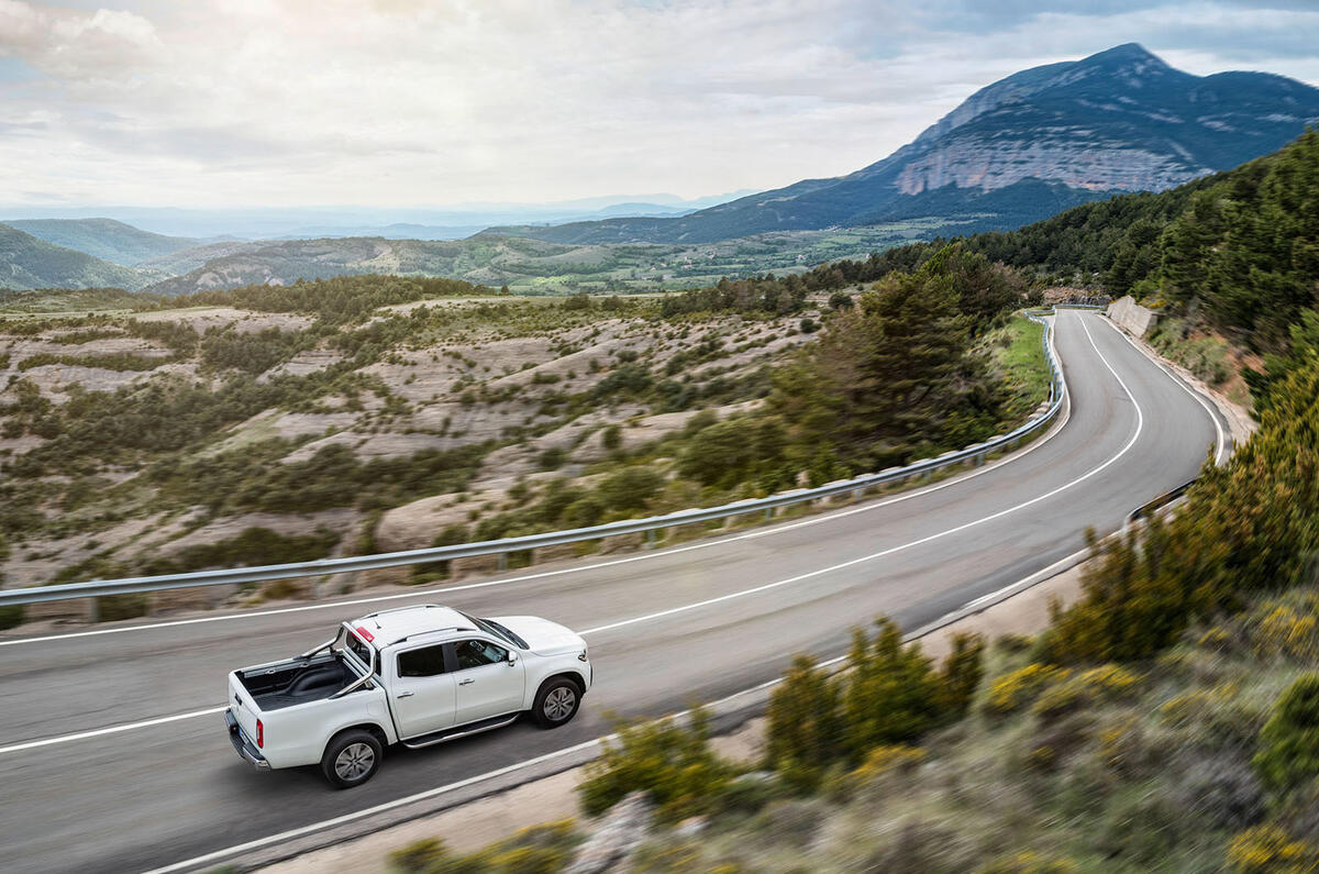 Mercedes-Benz reveals plush X-Class pickup