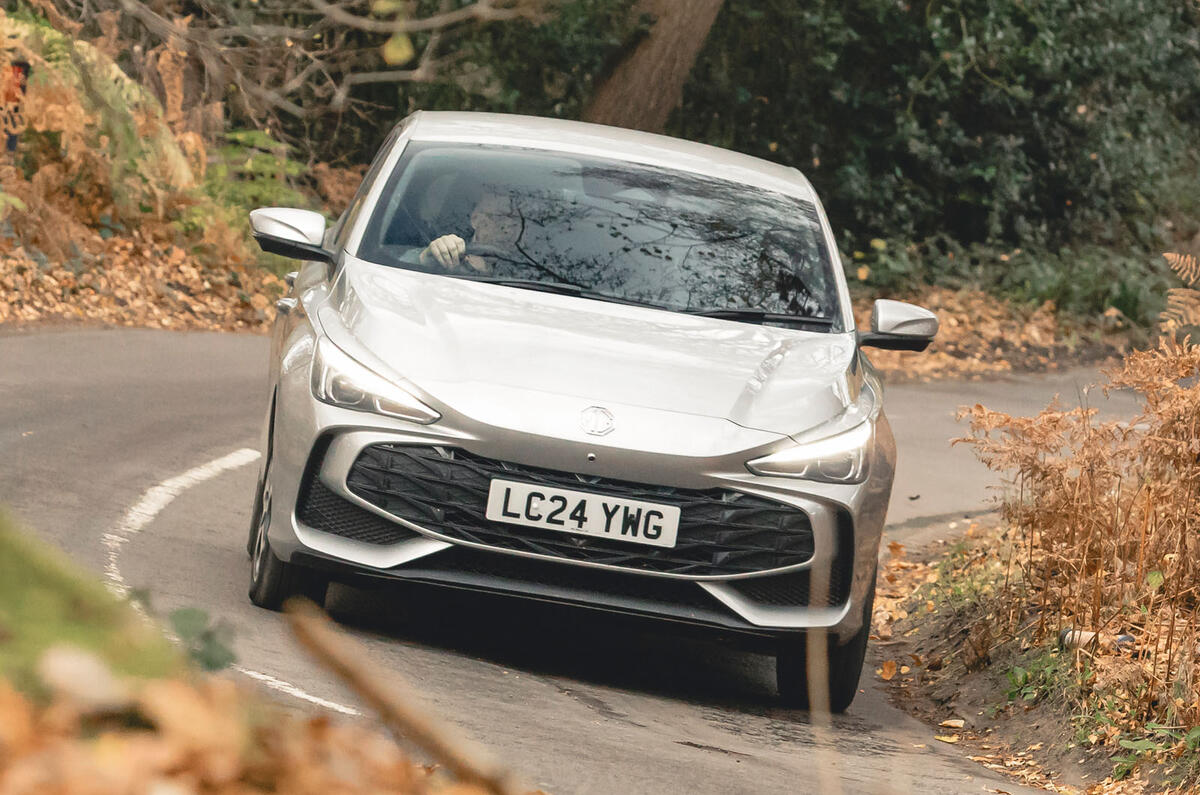 MG 3 front cornering