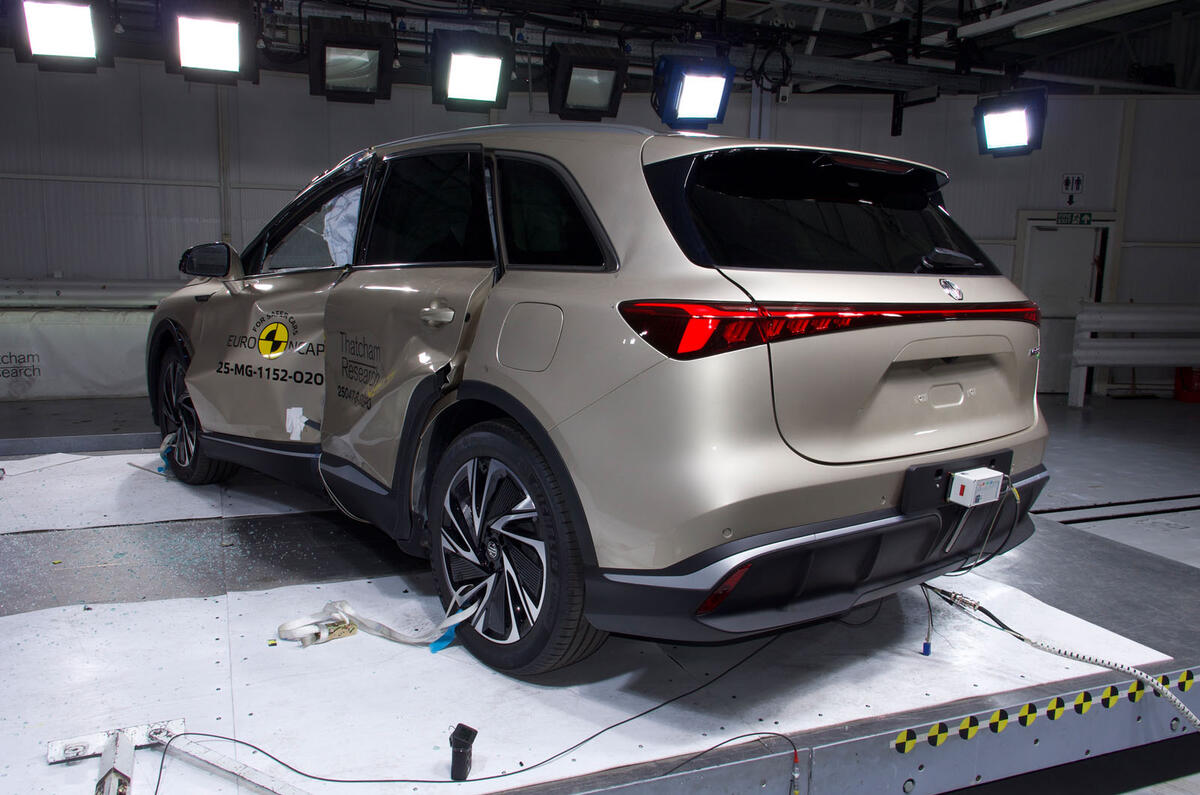 MG S6 EV Euro NCAP rear quarter smash