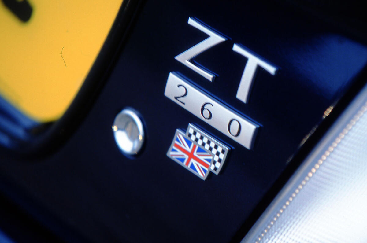 MG ZT 260 badge MG ZT 260 badge