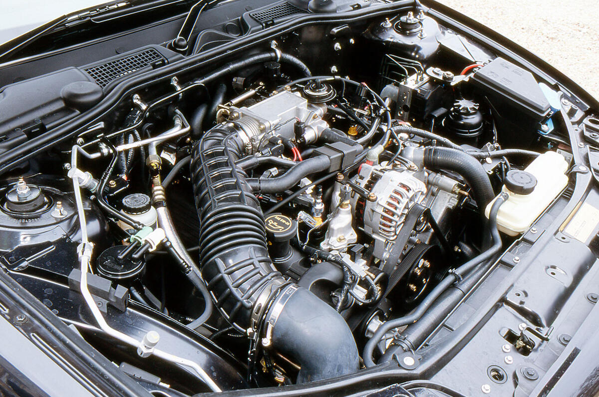 MG ZT 260 engine MG ZT 260 engine