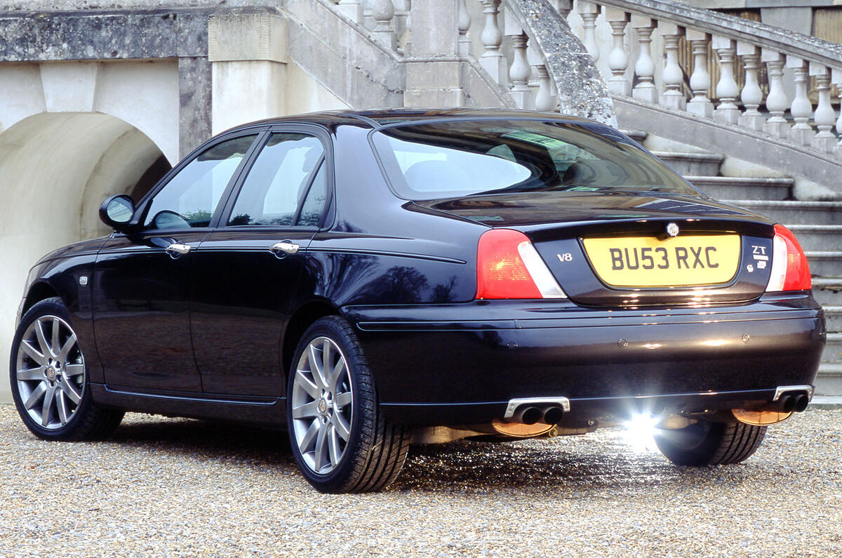 MG ZT 260 rear left MG ZT 260 rear left
