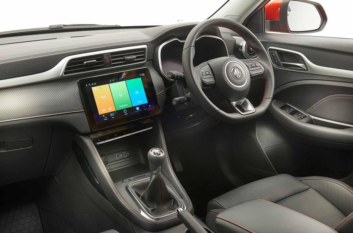 MG ZS facelift interior
