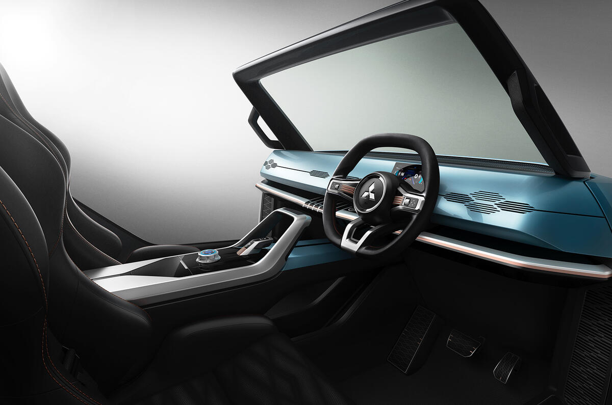 Mitsubishi Mi-Tech concept - cabin