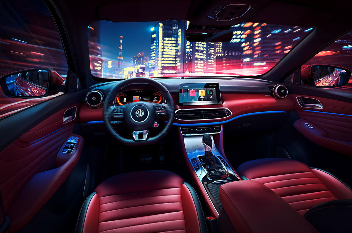 MG HS revealed in China as Nissan Qashqai rival