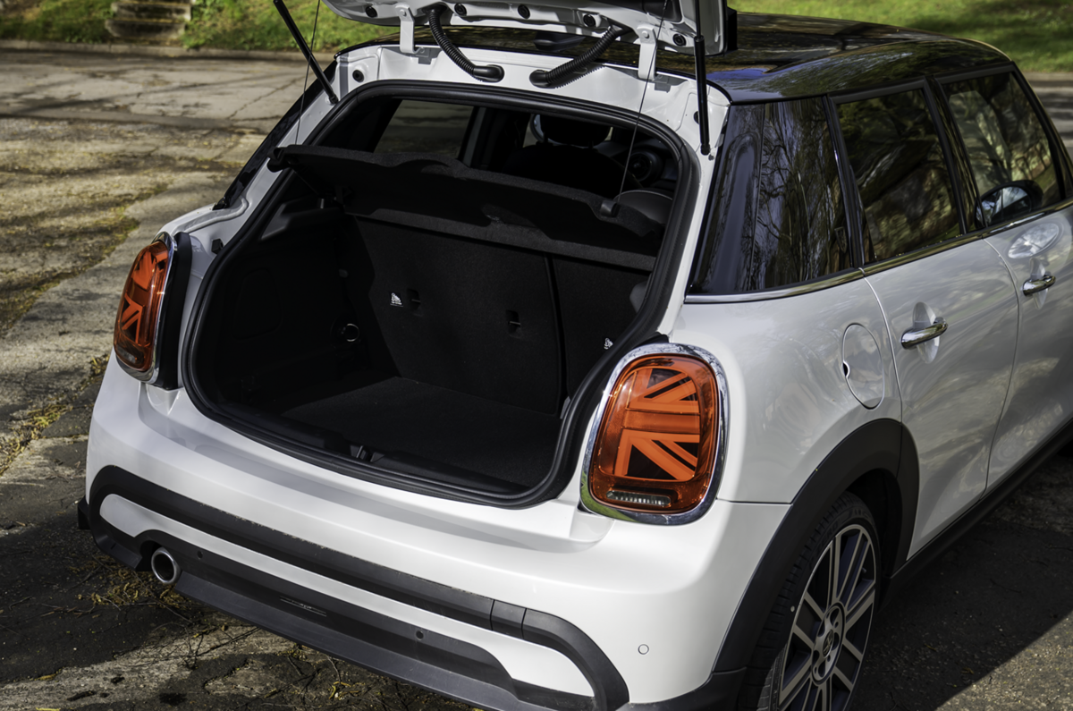 MINI Hatch boot space