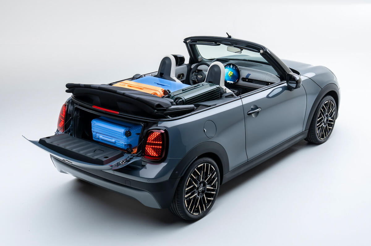 Mini Cooper Convertible boot Mini Cooper Convertible boot