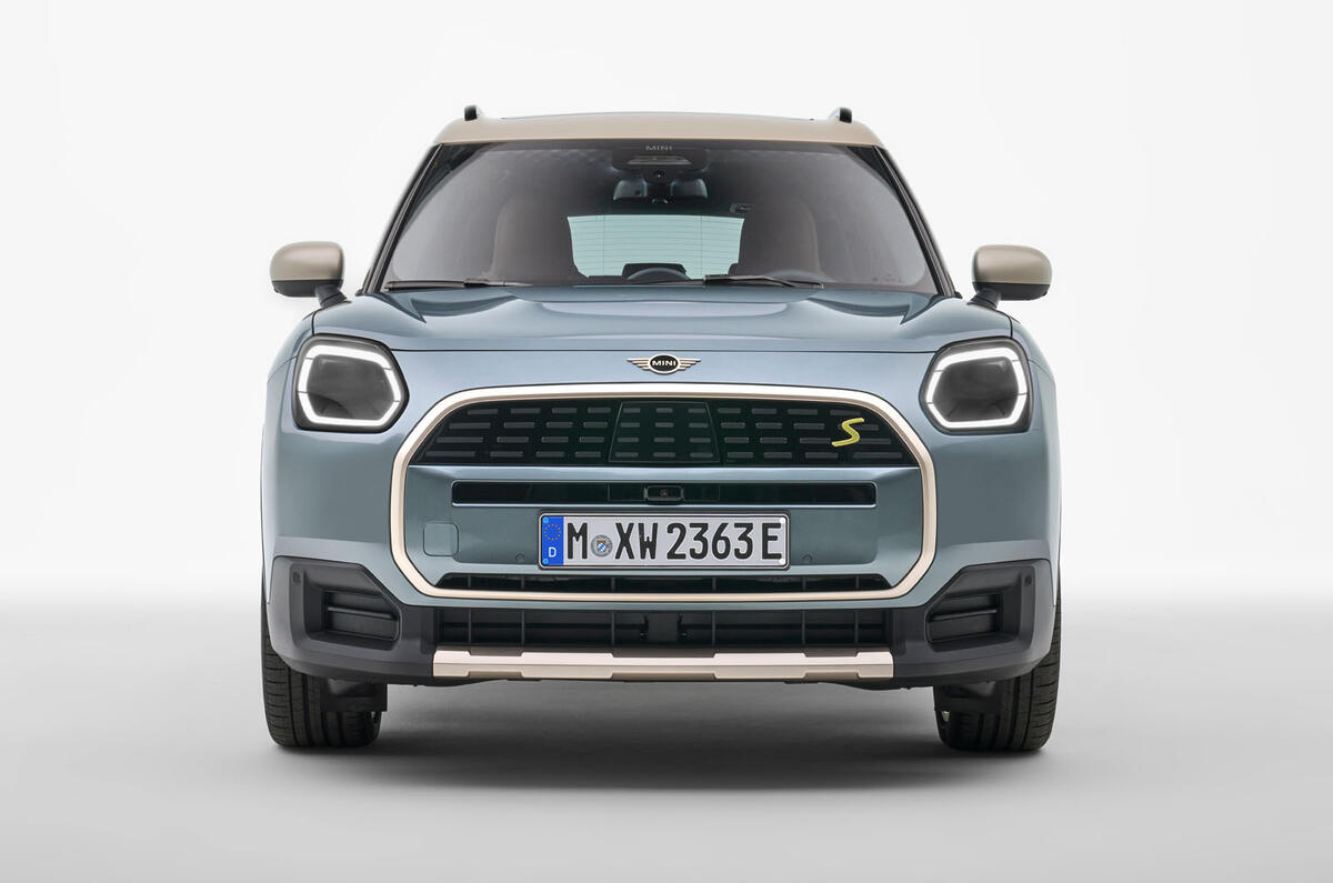 Mini Countryman front lights full Mini Countryman front lights full