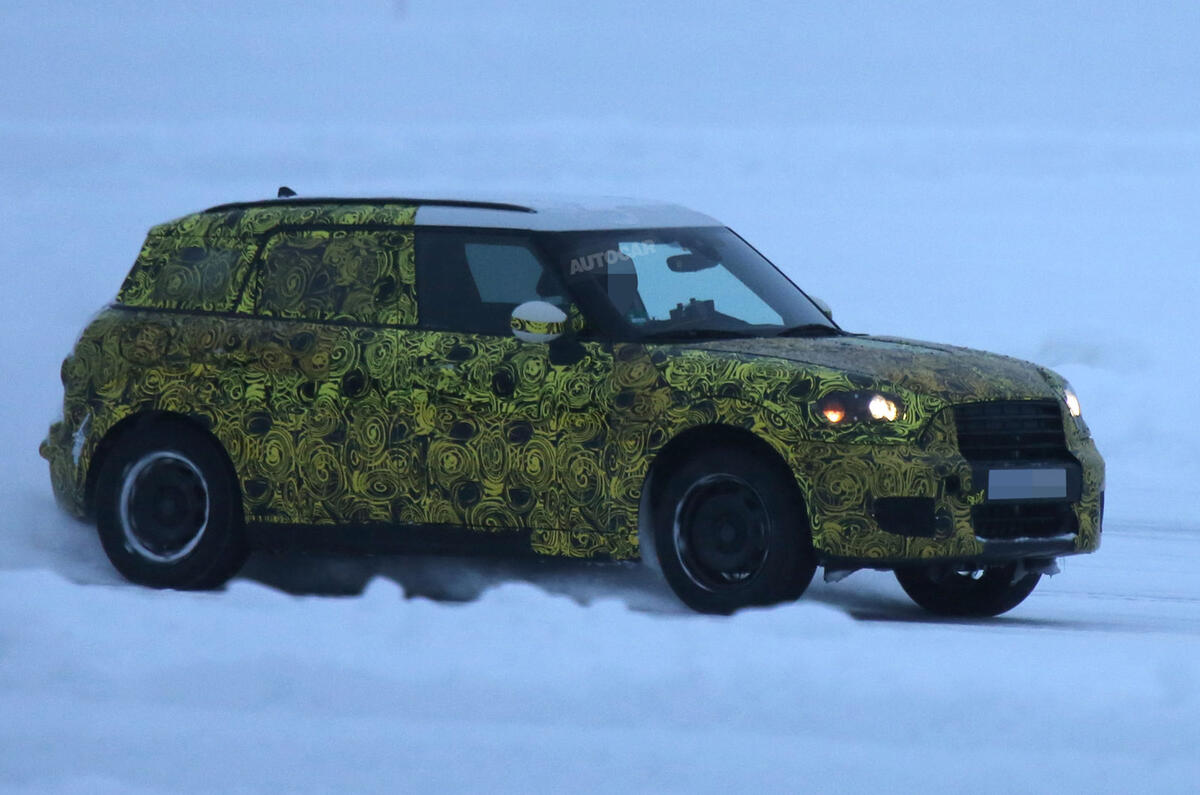 Mini Countryman spied
