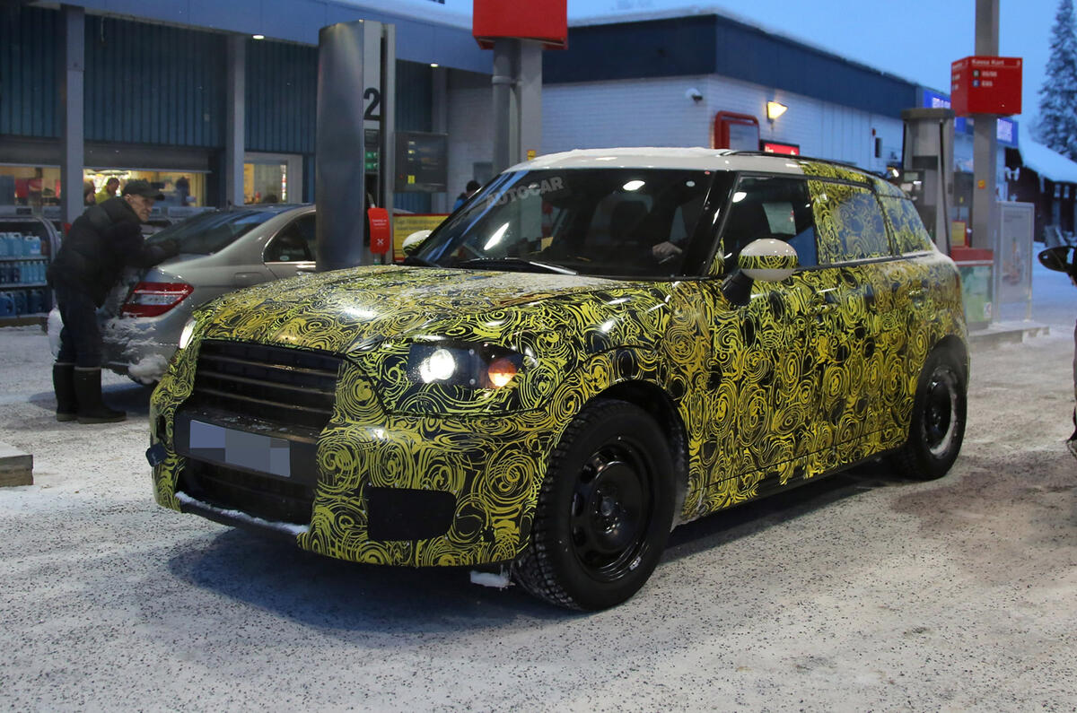 Mini Countryman spied