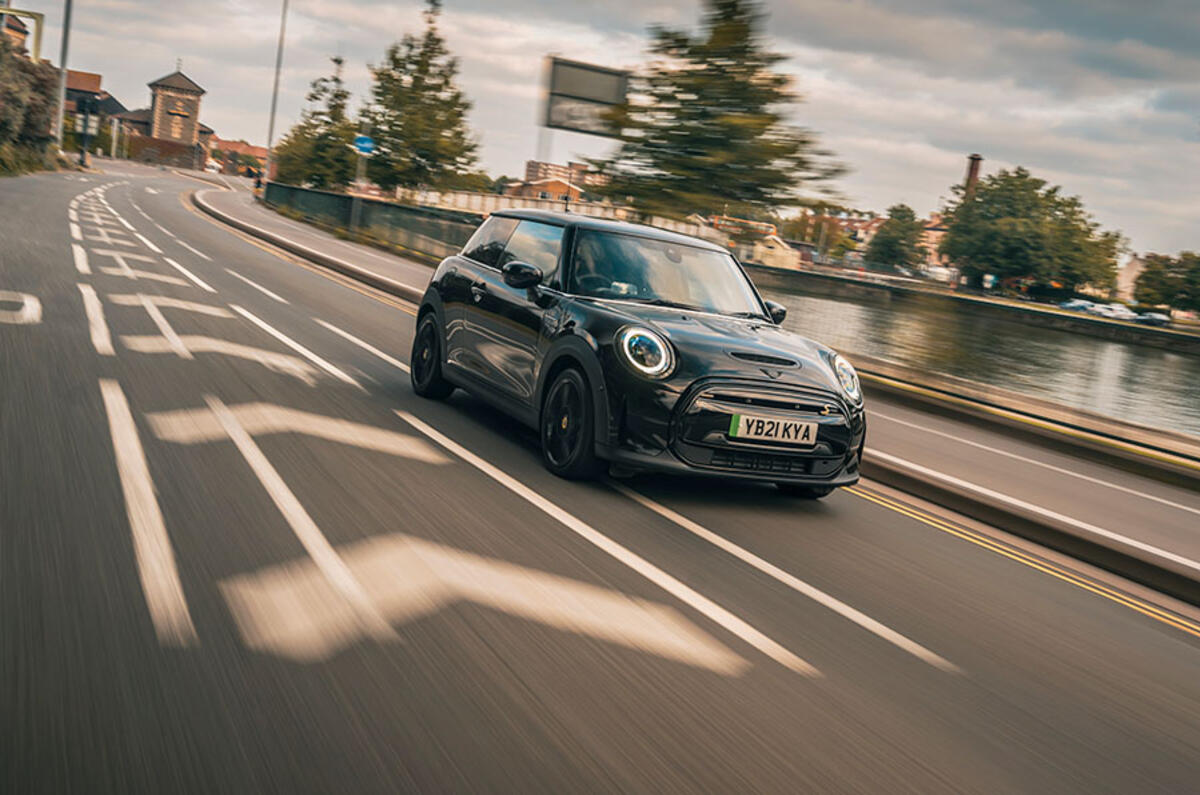 MINI Electric on the road MINI Electric on the road
