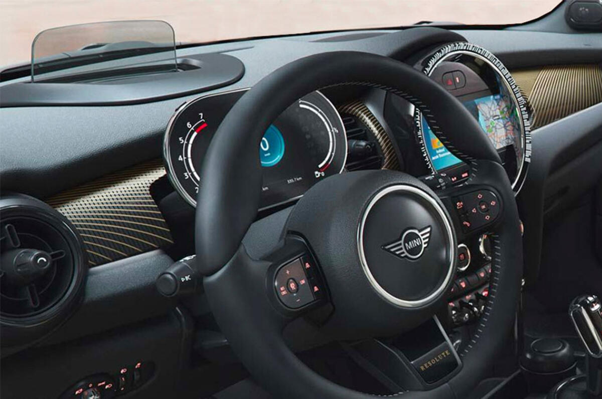 MINI Electric Head-up display