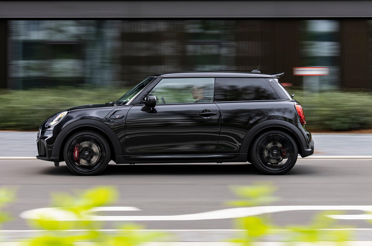 Mini JCW 1to6 side Mini JCW 1to6 side