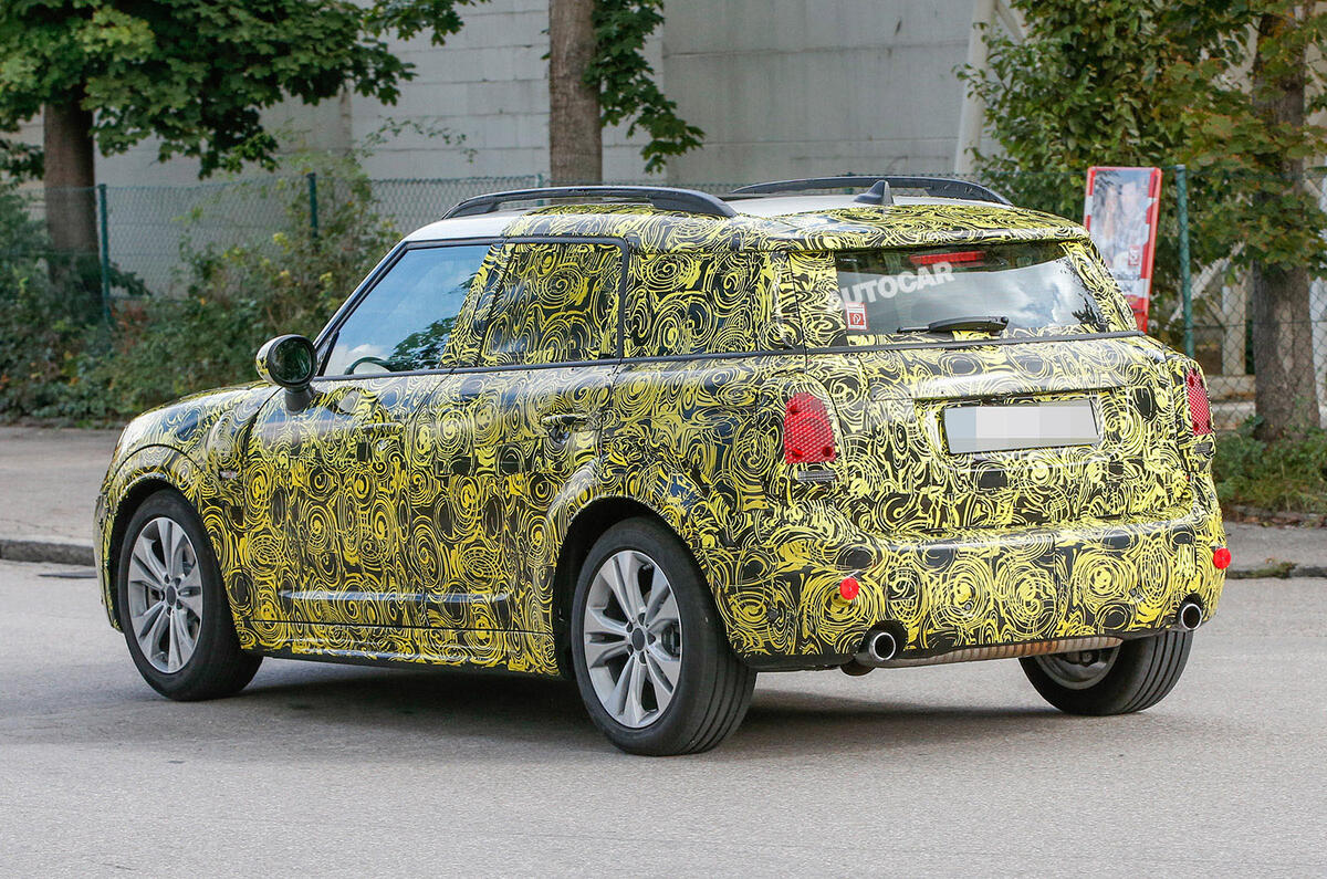 Mini Countryman spied