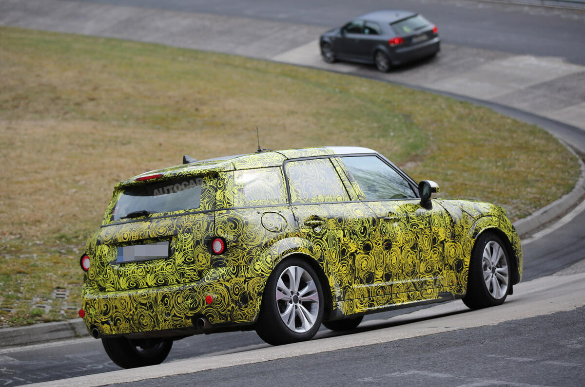Mini Countryman spied