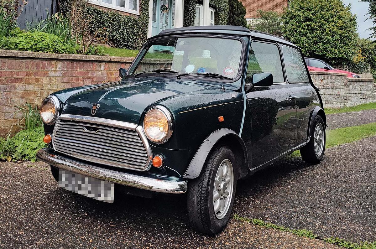 Mini
